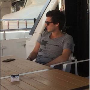 Meet your Posher, Alexandre